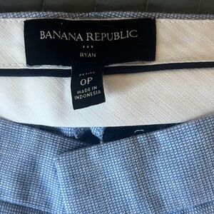 Banana Republic Light Blue Patterned Pants size 0P